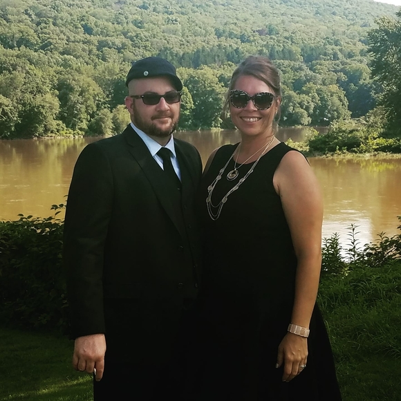 Meet your Posher, Jessica - Picture 1 of 1